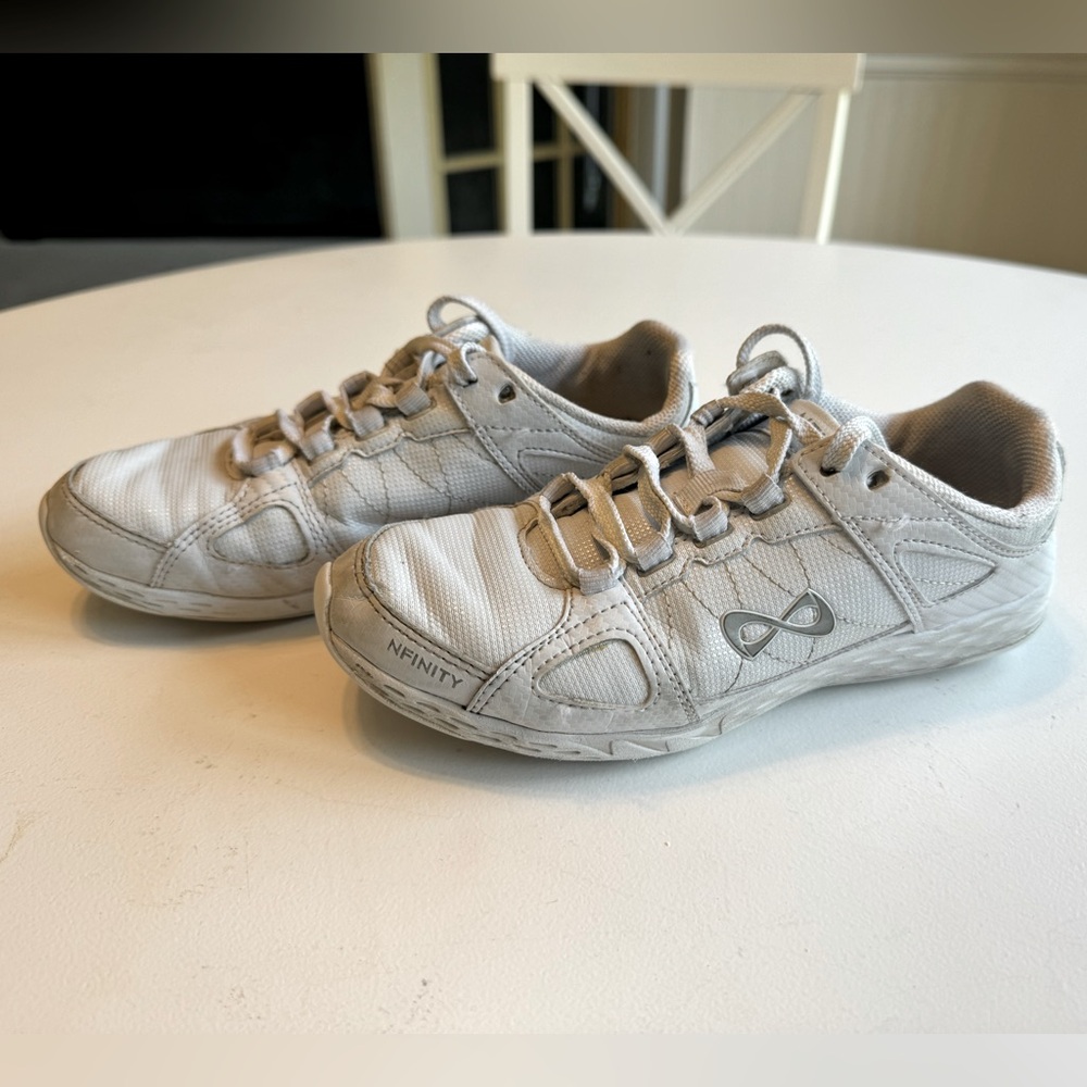 NFINITY Rival Cheer Shoes. Good condition. Size 6